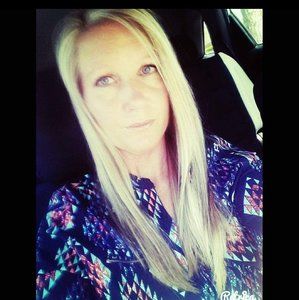 Meet your Posher, Gloria